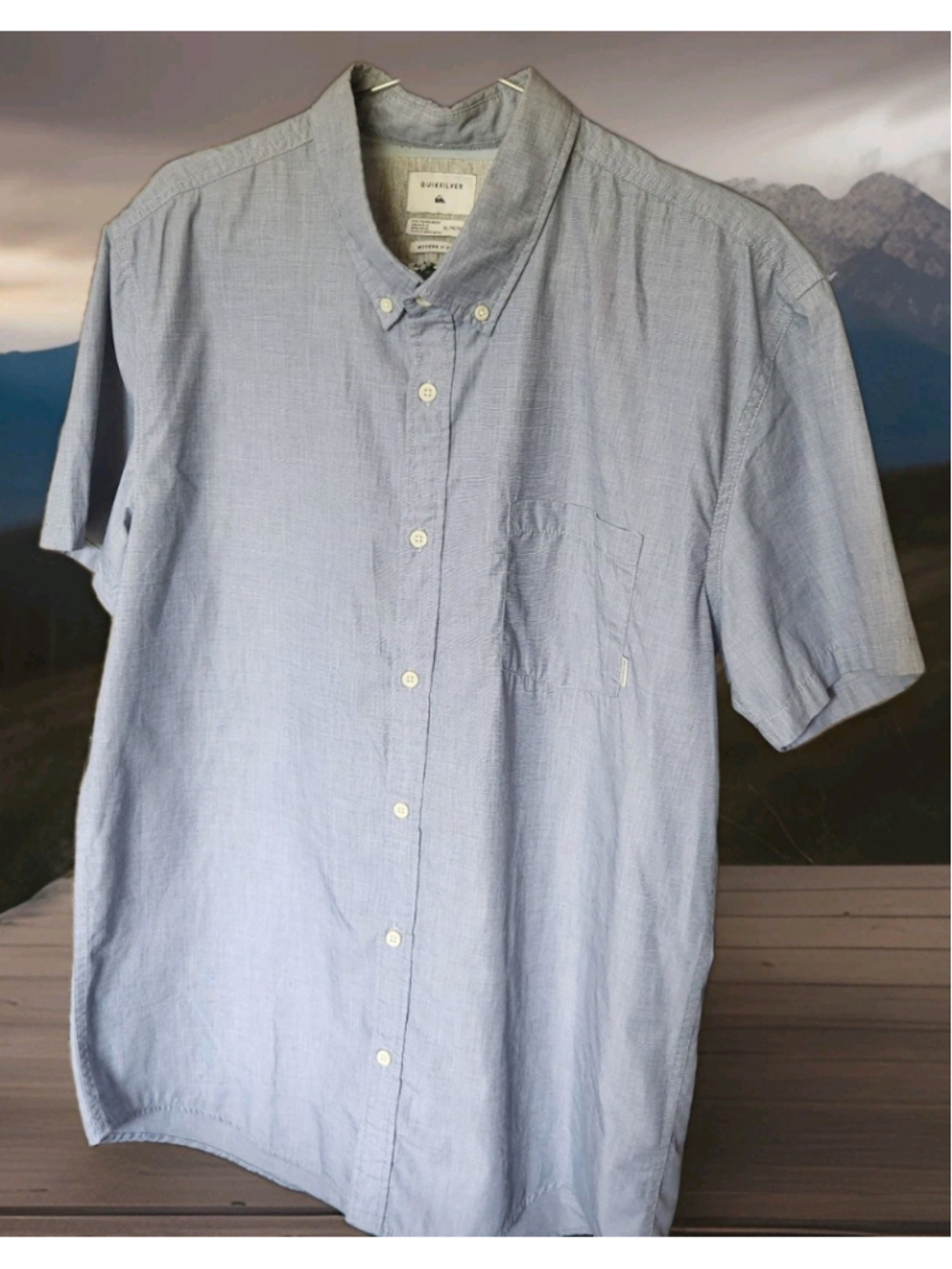 Quiksilver Mens Modern Fit Shirt XL Blue Short Sleeves Button Down Pocket